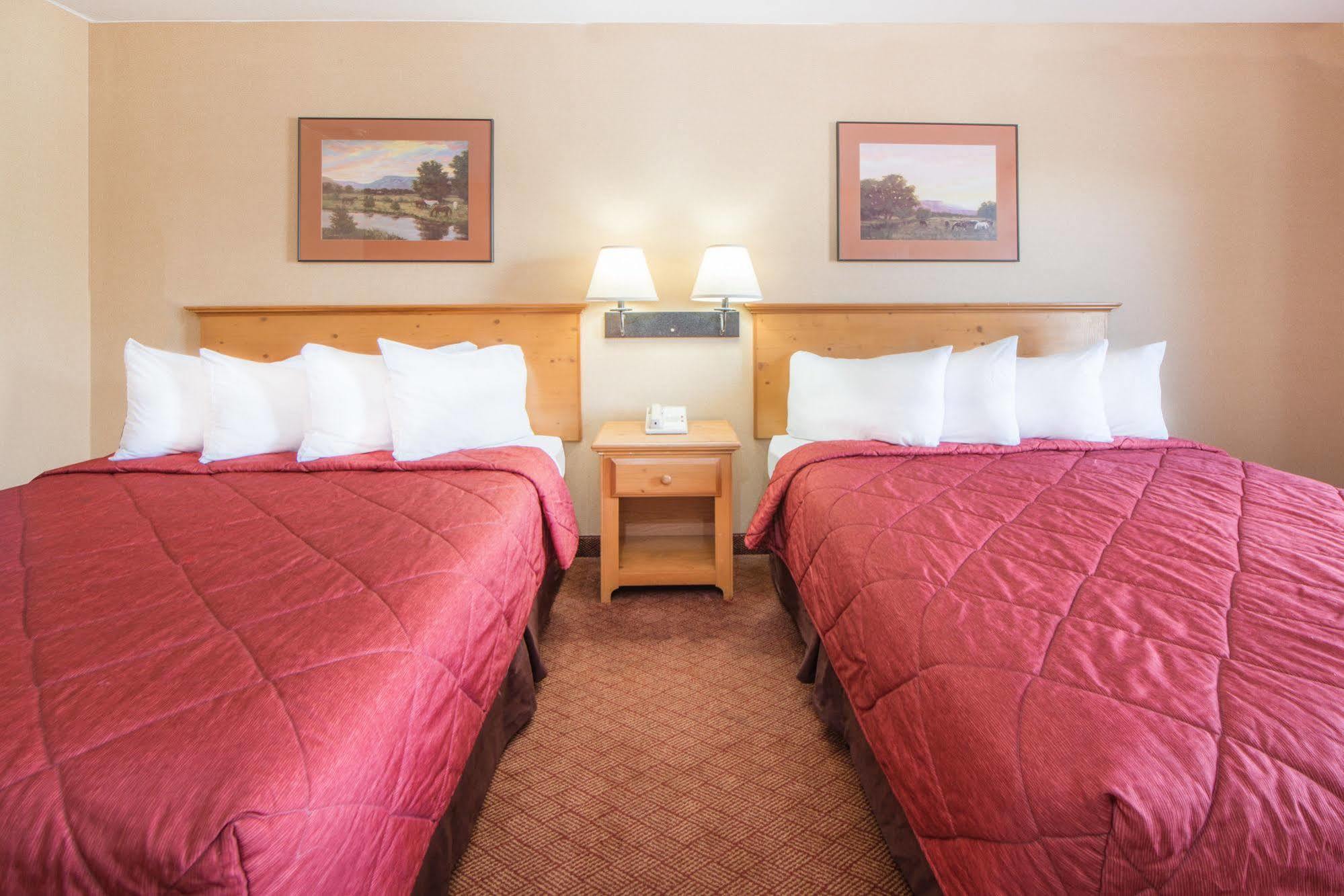 Hampton Inn & Suites Ruidoso Downs Екстер'єр фото